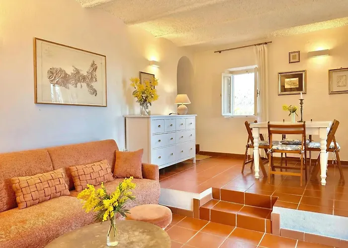 Aria Di Collina - Isola D'elba * Porto Azzurro